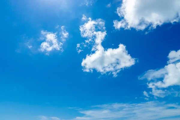 Nuvem Branca Céu Com Céu Azul — Fotografia de Stock