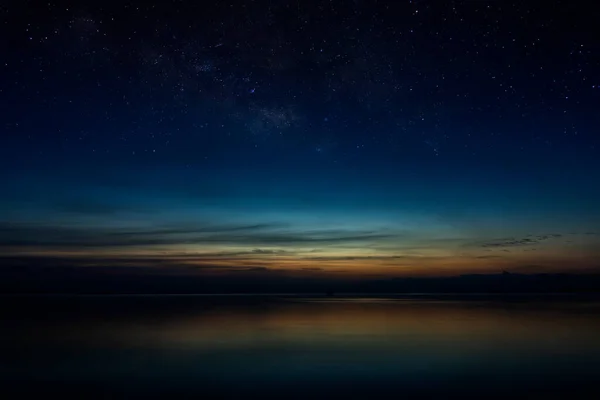 Cielo Con Estrella Lago Crepúsculo — Foto de Stock