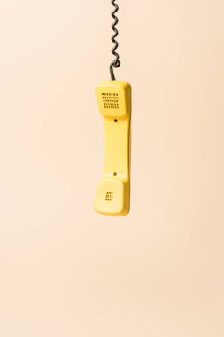 bej sarı vintage telefon tüp