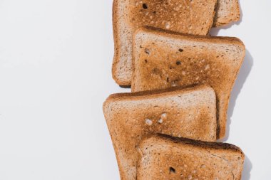 gevrek tost yığını üstten görünüm beyaz yüzeyi