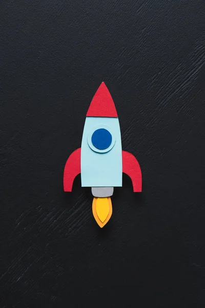 Top View Flying Paper Rocket Black Background Setting Goals Concept — Stock Photo, Image