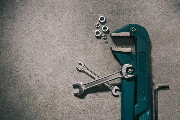 Top view of animal made of mechanical tools on grey tabletop — Stock Photo