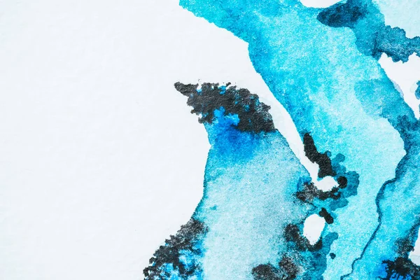 Aquarelle turquoise lumineuse abstraite tache sur fond papier avec espace de copie — Photo de stock