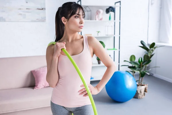 Relaxed Young Woman Hula Hoop Home — Stock Photo, Image