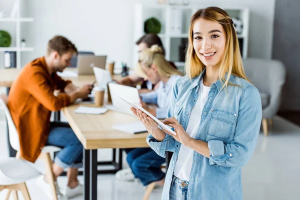 Beautiful Asian Businesswoman Standing Tablet Start Office Looking Camera — Stock Photo, Image