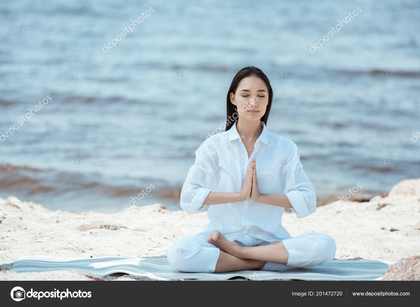 Anjali Mudra Benefits | Prayer Mudra Meaning and Significance - Fitsri Yoga