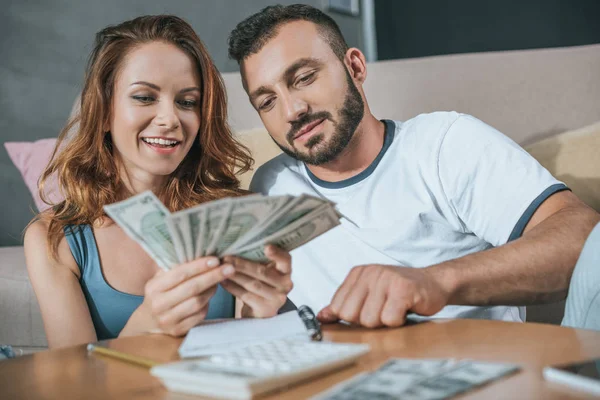 Couple Planning Family Budget Living Room — Stock Photo, Image