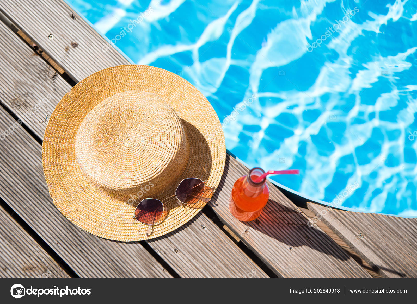 Pool hat new arrivals