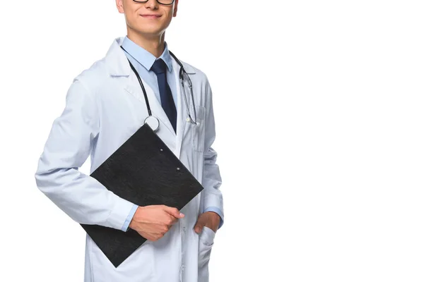 Schnappschuss Eines Jungen Arztes Mit Klemmbrett Isoliert Auf Weiß — Stockfoto