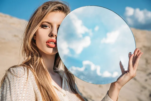 Attractive Elegant Model Holding Mirror Reflection Cloudy Sky — Stock Photo, Image