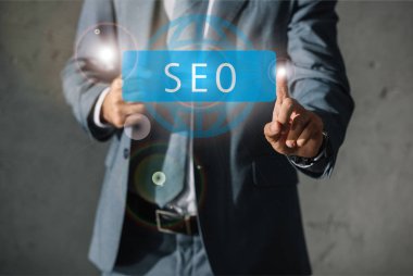 geliştirici formal giyim Seo tabelaya işaret içinde kırpılmış görünümü