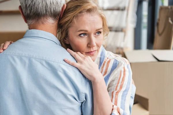 Cropped Shot Grey Hair Man Hugging Pensive Wife While Moving — Stock Photo, Image