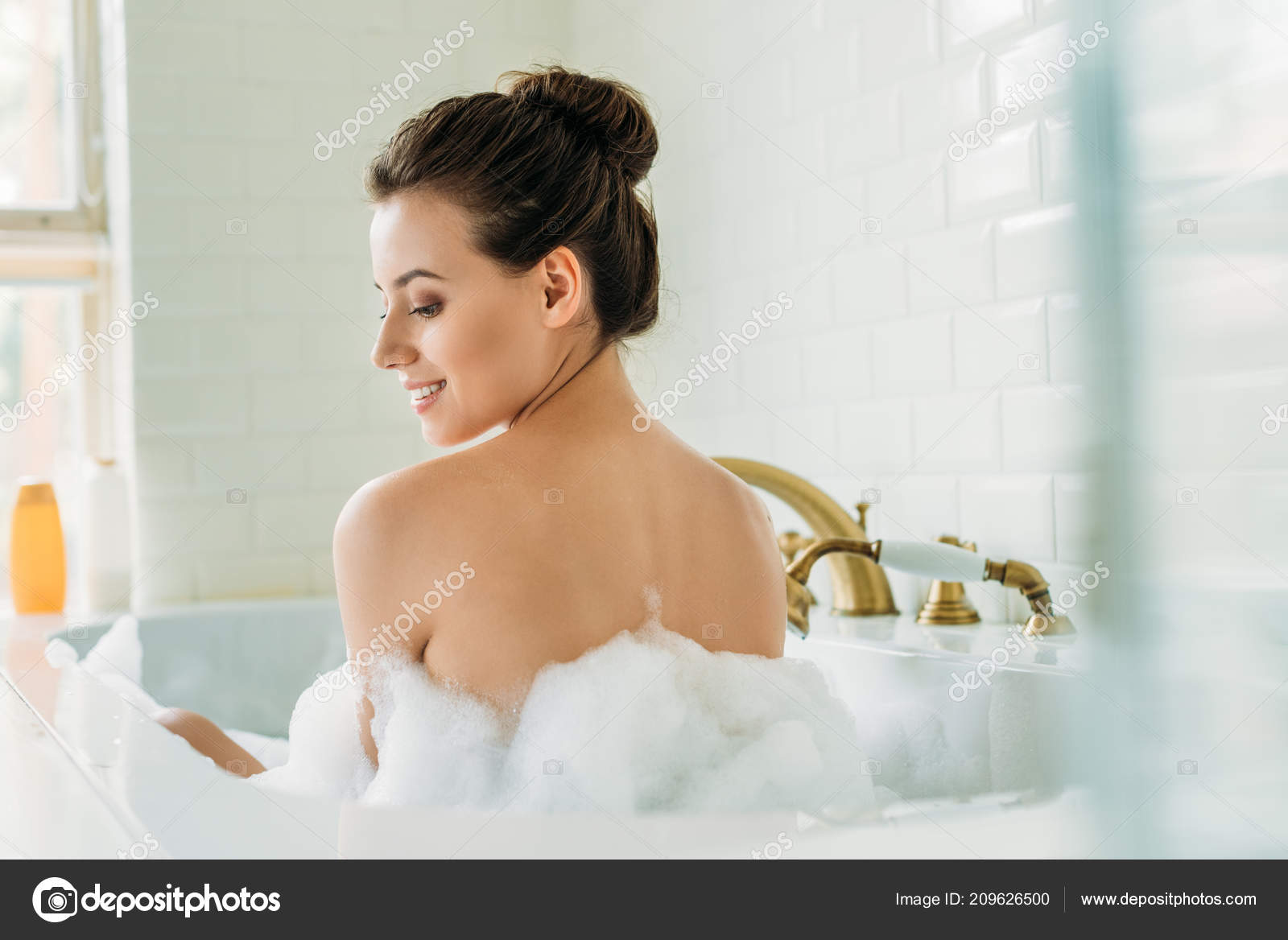 Nude girl bath tub Think, Nude girl bath tub something is
