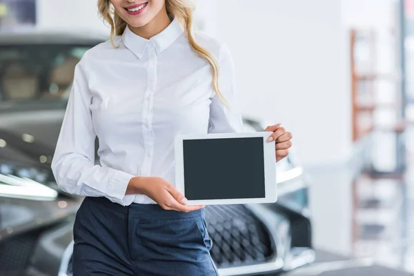 Partial View Female Seller Showing Tablet Blank Screen Hands Dealership — Stock Photo, Image