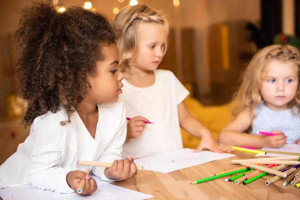 Multicultural Kids Drawing Together Kindergarten — Stock Photo, Image