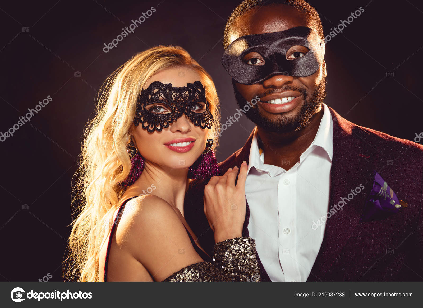 ᐈ Antifaz Pintado En La Cara Imagenes De Stock Dibujos Antifaz Hombre Descargar En Depositphotos