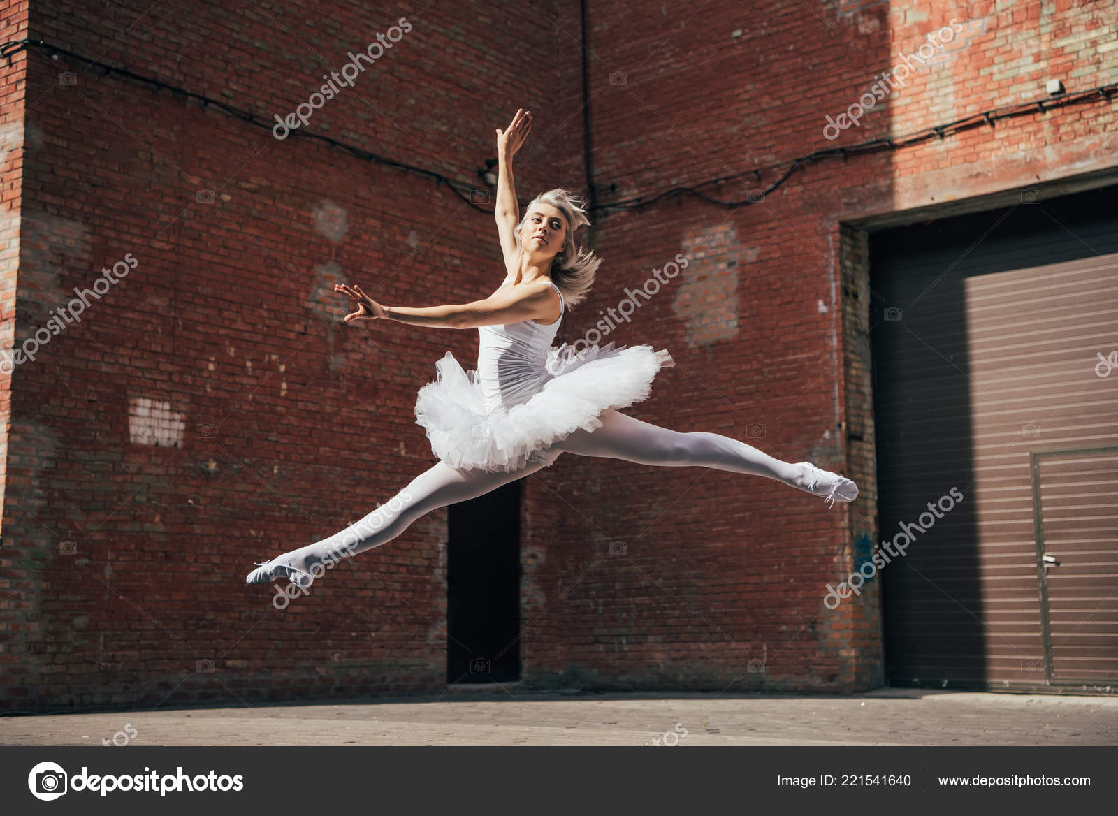 Featured image of post Fotos De Bailarinas De Ballet En La Calle La traves a de seis bailarinas de ballet para viajar a espa a