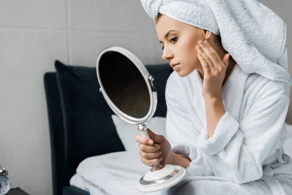 Attractive Young Woman Looking Her Perfect Clean Skin Mirror — Stock Photo, Image