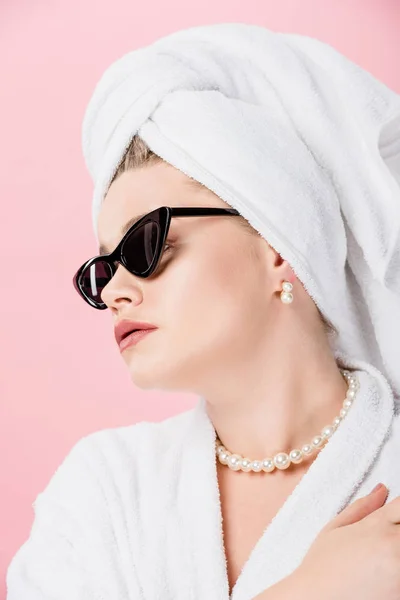 Close View Young Overweight Woman Bathrobe Sunglasses Towel Head Looking — Free Stock Photo