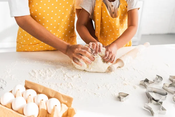 Cropped Image African American Mother Daughter Kneading Dough Kitchen — Stock Photo, Image
