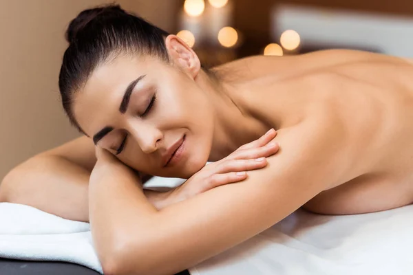 Attractive Smiling Young Woman Closed Eyes Lying Massage Table Spa — Stock Photo, Image