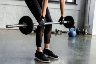 düşük ağırlık kaldırma eldiven ile halter spor Merkezi'nde eğitim sporcumuz bölümünü