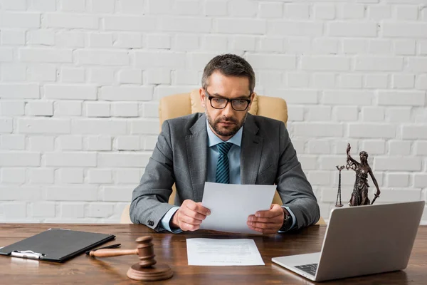 Serious Male Judge Working Papers Office — Stock Photo, Image
