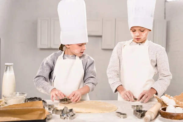 Selective Focus Little Brother Sister Chef Hats Aprons Cutting Out — Stock Photo, Image