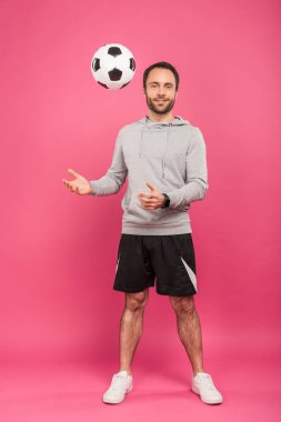 nale futbolcu pink izole topu atma