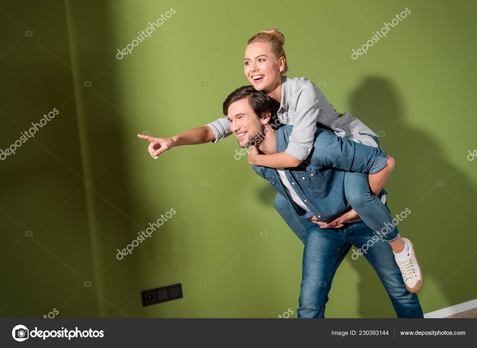 Who Wants A Piggyback Ride High-Res Stock Photo - Getty Images