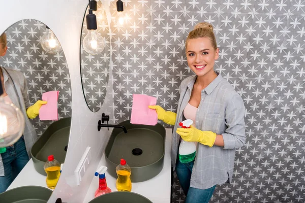 Attractive Girl Rubber Gloves Holding Rag Spray Looking Camera Bathroom — Stock Photo, Image