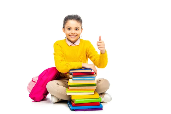 Écolière Souriante Assise Près Pile Livres Sac Dos Rose Regardant — Photo