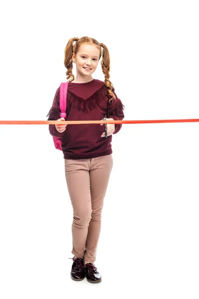 Schoolmeisje Met Roze Rugzak Snijden Rood Lint Glimlachen Kijken Naar — Stockfoto