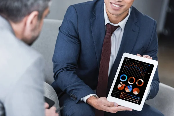 Cropped Shot Smiling Young Businessman Showing Digital Tablet Business Charts — Stock Photo, Image