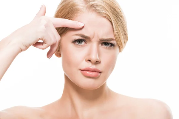 Unhappy Young Woman Pointing Wrinkles Forehead Looking Camera Isolated White — Stock Photo, Image