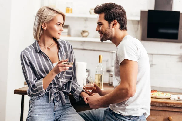 Handsome Boyfriend Girlfriend Holding Wine Glasses Hands — Stock Photo, Image