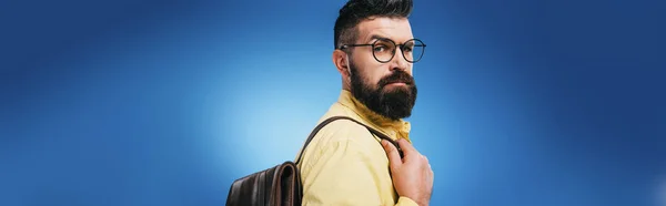 Serious Handsome Man Backpack Isolated Blue — Stock Photo, Image