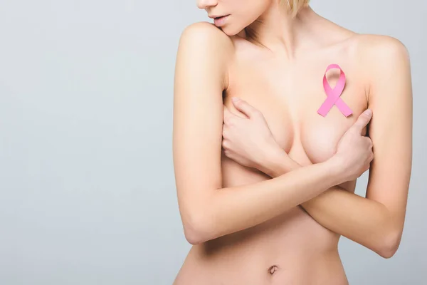 Abgeschnittene Ansicht Der Schönen Nackten Mädchen Mit Rosa Brustkrebs Bewusstseinsband — Stockfoto
