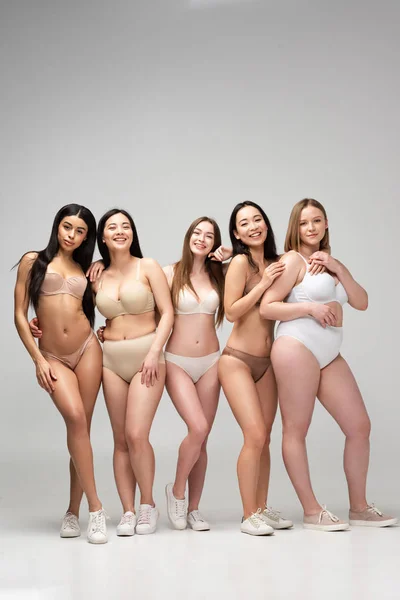 Five Pretty Multiethnic Girls Lingerie Looking Camera Smiling Body Positivity — Stock Photo, Image