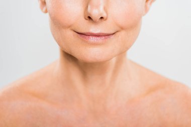 seçici odak olgun kadının Grey kopya alanı ile izole 