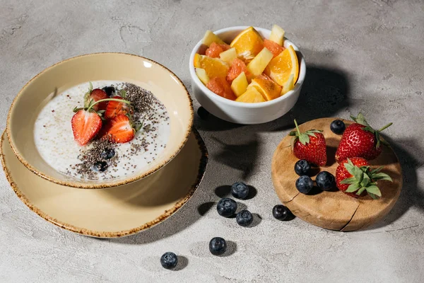 Healthy Breakfast Chia Seeds Bowl Ripe Fruits — Stock Photo, Image