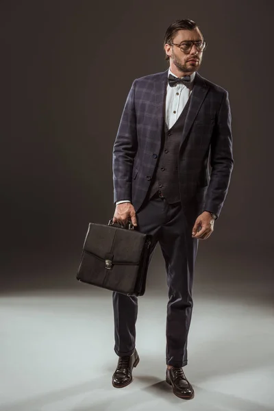 Full Length View Businessman Holding Briefcase Looking Away Black — Stock Photo, Image