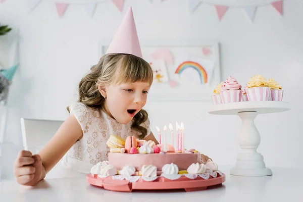 Bolo infantil  Bolo de aniversario pequeno, Bolo aniversario infantil,  Bolos de aniversário bonitos