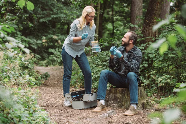 Smiling Male Female Scientists Examining Taking Sample Dry Leaf Working — Stock Photo, Image