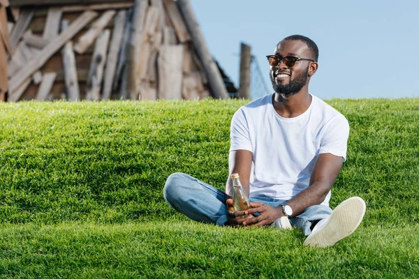 Smiling Handsome African American Man Sunglasses Sitting Soda Glass Bottle — Stock Photo, Image