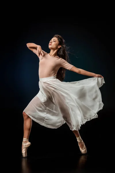 Young Female Ballet Dancer White Skirt Posing Dark Backdrop — Stock Photo, Image