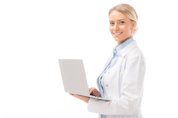 Happy Young Female Doctor Working Laptop Looking Camera Isolated White — Stock Photo, Image