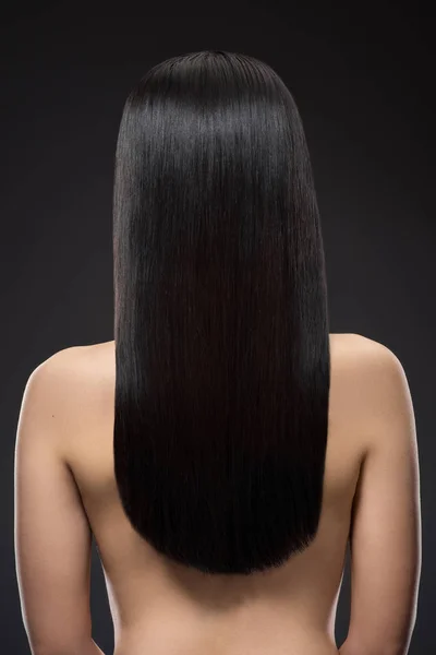 Visão Traseira Mulher Com Belo Cabelo Brilhante Isolado Preto — Fotografia de Stock