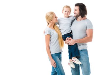 Güzel anne ve birbirimizi oğulları tutarak üzerinde beyaz izole 