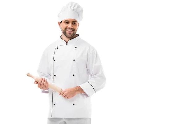 Sorrindo Jovem Chef Segurando Rolo Pino Isolado Branco — Fotografia de Stock